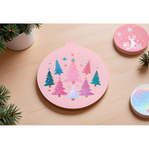 Set di Palline di Natale in Legno CMYK con Design Albero per Decorazioni Festive - Product Image 2