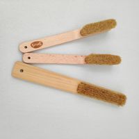 Brosse d'escalade en poils de sanglier avec manche en bois pour nettoyage de roches, impression de logo disponible