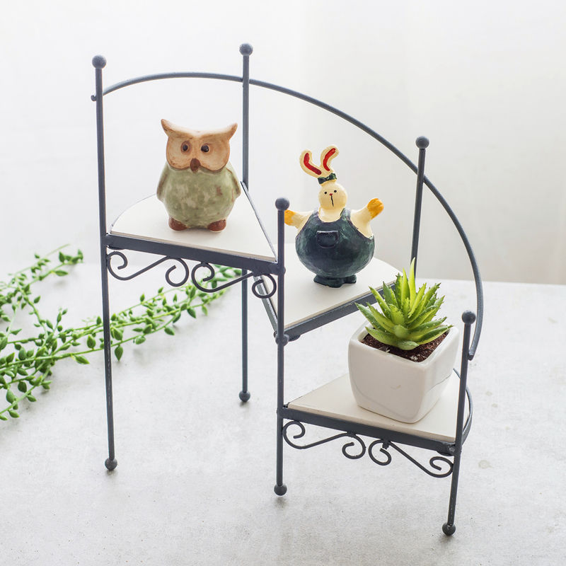 Curving staircase 3 layers