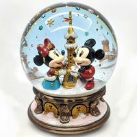 Globe à eau de Noël en résine avec animaux, ornement de maison, statue de globe à neige en verre, souvenirs, cadeau en résine