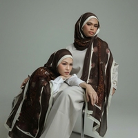 Nouveau design 2026 – Voile léger imprimé printemps en coton modal, écharpe ethnique pour femmes musulmanes, vente en gros, longs hijabs de 180 cm