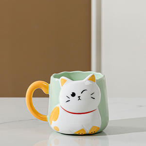 Cameo Kitten Model Tumbler Taza de café de diseño minimalista con saludo de mano para té o leche - Product Image 5
