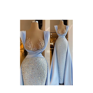 Robe de mariée luxueuse en satin de haute qualité, ornée de cristaux et de perles, coupe droite, style vintage, respirante, lavable et élégante - Product Image 1
