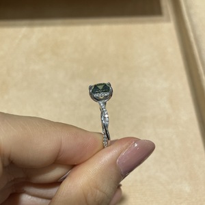 Anello di Fidanzamento all'Ingrosso con Moissanite Verde Taglio Principessa 7mm 2CT, Argento S925 Placcato <span class=keywords><strong>Oro</strong></span> <span class=keywords><strong>Bianco</strong></span>, <span class=keywords><strong>Gioielli</strong></span> da Donna - Product Image 4