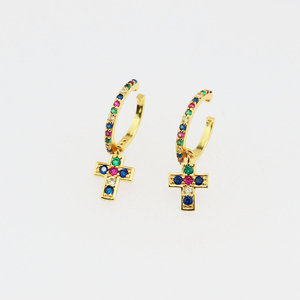 Foxi <span class=keywords><strong>Jewelry</strong></span> <span class=keywords><strong>Stock</strong></span> Envío rápido Rainbow Zircon Fashion Cuff Pendientes con colgante Cross Charm - Product Image 3