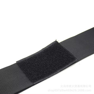 Vente directe d'usine de sangles de bondage érotiques et sexy pour le lifting des fesses, pour fixer et lier les mains, les pieds, destinées aux couples, hommes et femmes. - Product Image 3