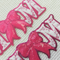 2025 nouveau Design personnalisé en gros maman Chenille lettres paillettes Sequin arc broderie fer sur patchs pour vêtements