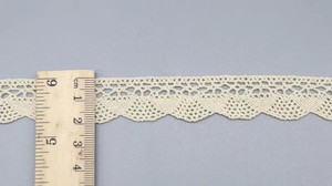 Nastro in pizzo all'uncinetto in puro cotone, vintage, con bordo smerlato, per Junk Journal, abiti in lino e decorazioni rustiche per matrimoni - Product Image 5