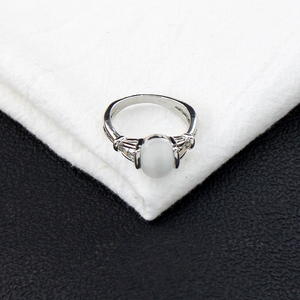 Anillos Bella de Piedra Lunar Natural con Diseño Novedoso de Twilight para Mujer, Venta al por Mayor de Joyería - Product Image 4