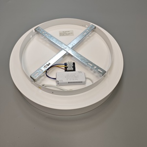 Boîtier en bois 24W LED <span class=keywords><strong>Plafonnier</strong></span> 3CCT Couleur modifiable avec corps en fer mais motif en bois Peinture 30cm 40cm 50cm 60cm - Product Image 3