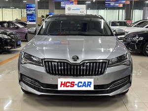 Skoda Superb 2023 1.4T TSI280 DSG Edición Premium, 13000 km, Exterior Blanco, 110 kW, 250 <span class=keywords><strong>N.m</strong></span>, Volante a la Izquierda - Product Image 2
