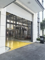Portes à enroulement modernes pour cours en alliage d'aluminium
