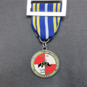 Maßgefertigte Hochwertige Sportmedaillen Souvenir-Emaille-Medaille mit Samtbox - Product Image 4