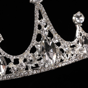 Couronnes de mariage en strass et diadèmes en métal cristal sur mesure en gros, avec placage argent clair - Product Image 5