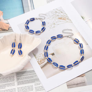 Conjunto de Joyería Bohemia con Conchas, Collar, Pulsera y Aretes para Mujer, Estilo Playero, Hecho a Mano, Patrón de Vida Marina, Origen Yiwu - Product Image 1
