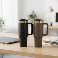 Gobelet isotherme en acier inoxydable de 40 oz avec poignée, gravé au laser, couleur chocolat brun, plaqué or, avec logo personnalisé, revêtement poudré, mug à café
