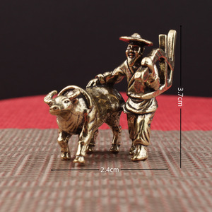 Escultura de Bronce Creativa de Granjero Espantapájaros Arando, Adorno Artesanal para Decoración del Hogar, Figura Decorativa de Mesa, Arte Decorativo - Product Image 2