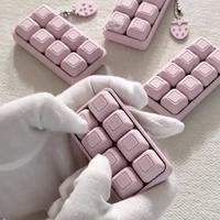 Porte-clés anti-stress tendance imprimé en 3D avec boutons pop-up, gadget créatif haut de gamme à neuf touches pour la décompression, pendentif cadeau fabriqué en Chine
