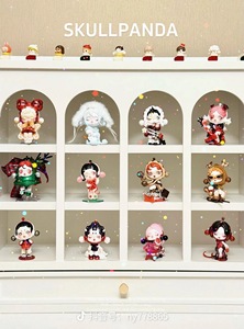 Popmart SKULLPANDA Tell Me You Want Set de 9 Figuras de PVC a Escala 1/72, Juguetes de Moda, Caja Sorpresa Misteriosa, Muñeca Linda - Product Image 6