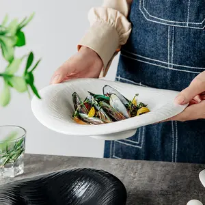 Irregular Porcelain White Deep Dinner Plates Hotel Ceramic Soup Dish Salad Pasta Bowl for Restaurant