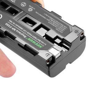 Batterie Neewer 2600mah Np-f550/570 pour caméras portables et autres éclairages vidéo LED sur caméra utilisant Np-f550 - Product Image 5
