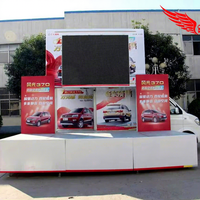 Camion d'affichage LED mobile pour les grands événements en plein air et les spectacles routiers - Camion publicitaire de scène à vendre