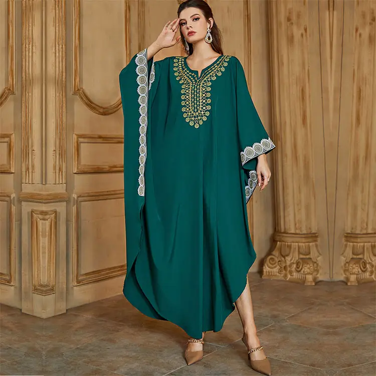 4055 Kuwii Wholesale grande taille mode vert foncé broderie chauve-souris manches longues femmes musulmanes turquie abaya coton marocain caftan