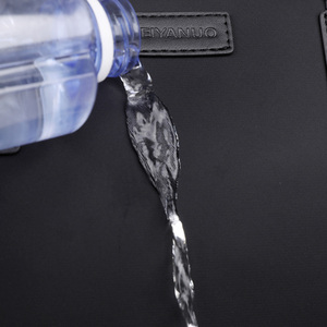 थोक उच्च गुणवत्ता वाली बड़ी क्षमता हल्के पुरुषों के क्रॉसबॉडी वाटरप्रूफ ऑक्फोर्ड कंधे की बैग दैनिक आकस्मिक क्रॉसबॉडी बैग - Product Image 5