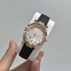 Montre à quartz de luxe à cadran rond avec bracelet en cuir PU, ensemble cadeau tendance 5 en 1 pour femmes - Product Image 2