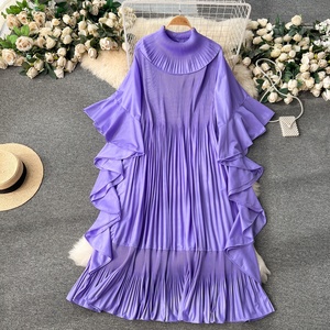Nouvelle Robe Élégante Plissée à Col Rond pour Femmes d'Asie de l'Ouest - Robe Évasée à Volants Tendance Printemps - Product Image 5