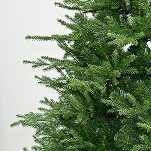 Arbre de Noël artificiel en PE en gros, OEM ODM, taille et forme personnalisées, approvisionnement en vrac pour la <span class=keywords><strong>d</strong></span>écoration des fêtes, entreprise de revente - Product Image 2