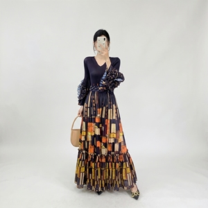 Robe plissée Miyake décontractée pour <span class=keywords><strong>femme</strong></span>, coupe trapèze, motif floral, manches pétales, <span class=keywords><strong>grande</strong></span> <span class=keywords><strong>taille</strong></span>, vente en gros, collection été - Product Image 3