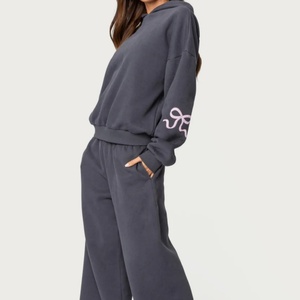 2025 New Design Loose Casual Pullover Plain Color Hoodies <b>Sweatpants</b> <b>Set</b> 2 Piece Fleece Custom Print Logo Women Sweatsuit <b>Set</b> - Product Image 2