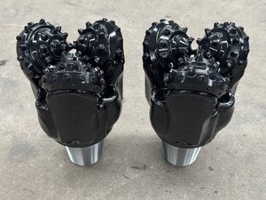 Punte da trapano a <span class=keywords><strong>tre</strong></span> coni diametro 6 1/4 pollici IADC537, filettatura 3 1/2 pollici API REG, denti in carburo di tungsteno per l'industria mineraria - Product Image 1