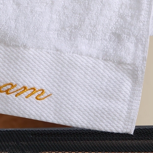 Khách sạn New Custom Logo cotton trắng bạch kim phân khúc thêu khăn tắm khăn - Product Image 3