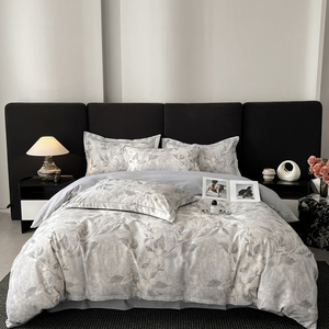 Ensemble de housse de couette Botanical Elegance : motif floral imprimé numériquement sur coton brossé ultra-doux, ensemble de literie 4 pièces - Product Image 1