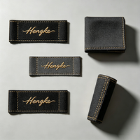 Sacs en papier écologiques de luxe personnalisés, finition brillante, noir et or, étiquettes d'emballage cadeau pour cadeaux et vêtements haut de gamme