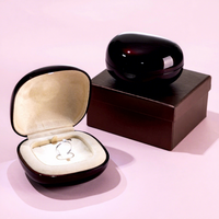 Boîte à bague ovale de luxe avec éclairage LED et finition laquée piano, coffret cadeau de bijoux élégant pour mariage, Dongguan, sans fermeture