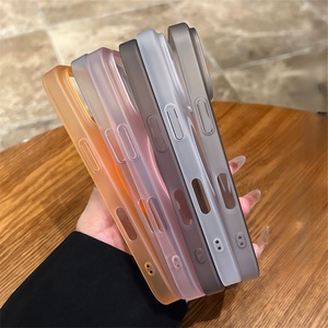 Funda Magnética Ultrafina Esmerilada para iPhone 17 Pro Max, Color Naranja - Product Image 6