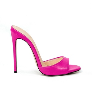 Scarpe da <span class=keywords><strong>donna</strong></span> colorate alla moda ed <span class=keywords><strong>eleganti</strong></span> per le feste: <span class=keywords><strong>Slip</strong></span>-<span class=keywords><strong>on</strong></span>, comode, traspiranti e con tacchi alti sottili. - Product Image 2