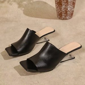 Chaussons rétro pour femmes 6004 <span class=keywords><strong>à</strong></span> <span class=keywords><strong>talon</strong></span> incliné, style cool pour l'extérieur, nouveau style d'été, <span class=keywords><strong>talon</strong></span> épais, bout carré, chaussures ouvertes pour femmes - Product Image 3