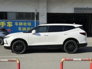 Voitures d'occasion <span class=keywords><strong>Blazer</strong></span> <span class=keywords><strong>2023</strong></span> Mild Hybrid <span class=keywords><strong>RS</strong></span> 2.0T à double embrayage AWD 7 places édition haut de gamme - Product Image 3