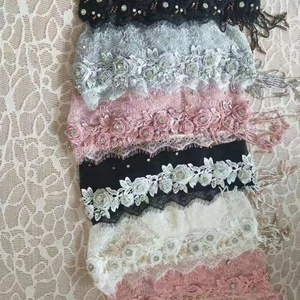 Chapeau pour femme fait main en dentelle à fleurs et pompons, style bohème, respirant, écologique, toutes saisons, pour les voyages en plein air - Product Image 1