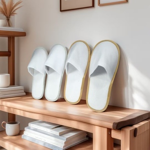 Chaussons d'hôtel jetables personnalisés en tissu éponge - Semelle antidérapante en EVA de 4 mm, chaussons d'intérieur pour invités avec éponge de 2 mm pour l'hôtellerie - Product Image 3
