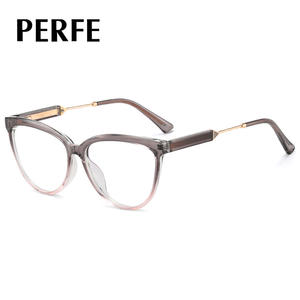 81080 nuevas gafas ópticas TR90 para mujeres sudamericanas Ojo de Gato Azul Anti-Luz Azul diamante fotografía de <span class=keywords><strong>calle</strong></span> transfronteriza - Product Image 3