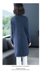 Manteau pull à manches longues et col en V pour femmes <span class=keywords><strong>tricot</strong></span>é avec motif imprimé et décoration de boutons pour l'automne - Product Image 6
