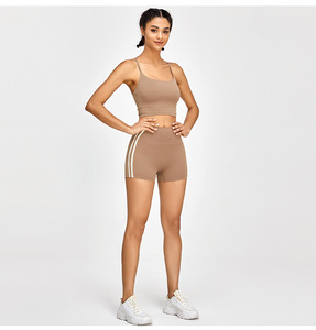 เสื้อชั้นในโยคะแบบไขว้หลังรัดรูป สายบาง ถอดฟองน้ำได้ เสื้อครอปออกกำลังกาย ระบายอากาศดี เหมาะสำหรับพิลาทิส ฟิตเนส ขายส่ง - Product Image 4