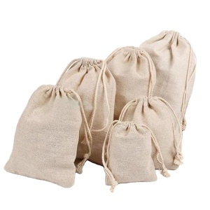 Bolsas de Regalo de Algodón Natural Reciclable con Logotipo Personalizado, Cierre con Cordón, Impresión Serigrafiada para Empaque de Maquillaje y Velas, Bolsa de Muselina - Product Image 1