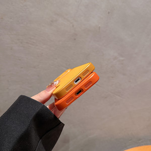 Funda de Cuero Real con Textura de Lichi Premium para iPhone 17 Pro Max, Funda Protectora Delgada a Prueba de Golpes para iPhone 16, 6.9 Pulgadas, Negra - Product Image 5