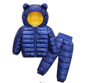 중국 제조 업체 겨울 의류 공장, 대량 재킷 의류 세트 어린 소녀와 소년